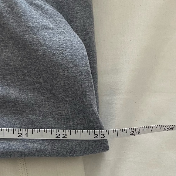 CALIA by Carrie Underwood Gray with Keyhole Back, Sleeveless Tank Top - Size 1X - Picture 3 of 5